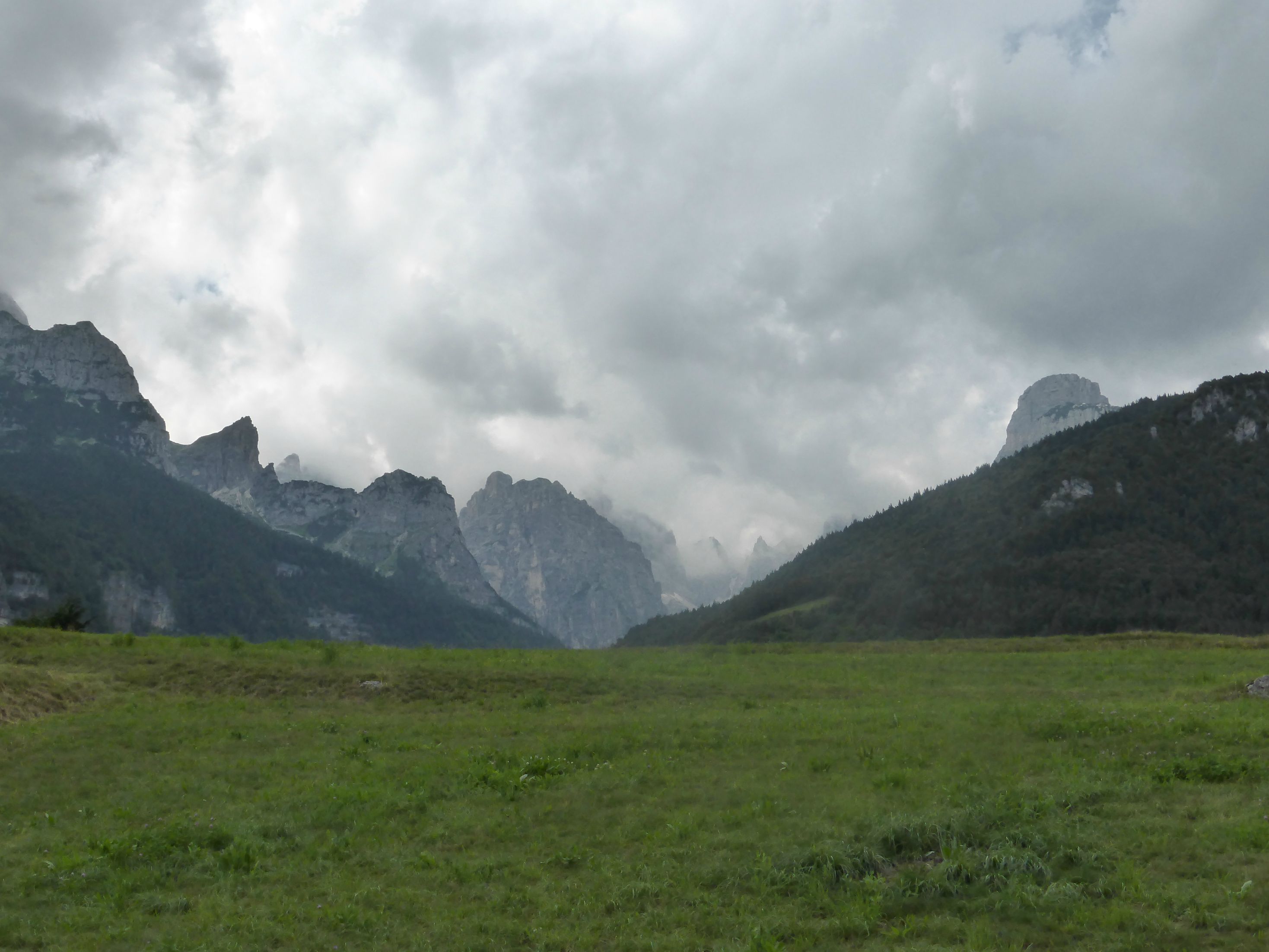 Brenta vom Molvenasee aus gesehen